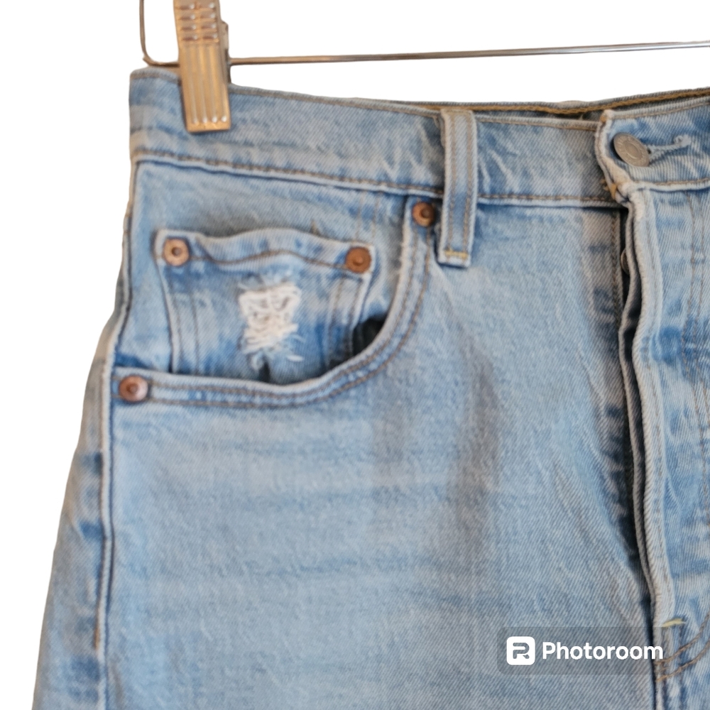 Levi's rbcage shorts in light wash sz 27 - Picture 5 of 8